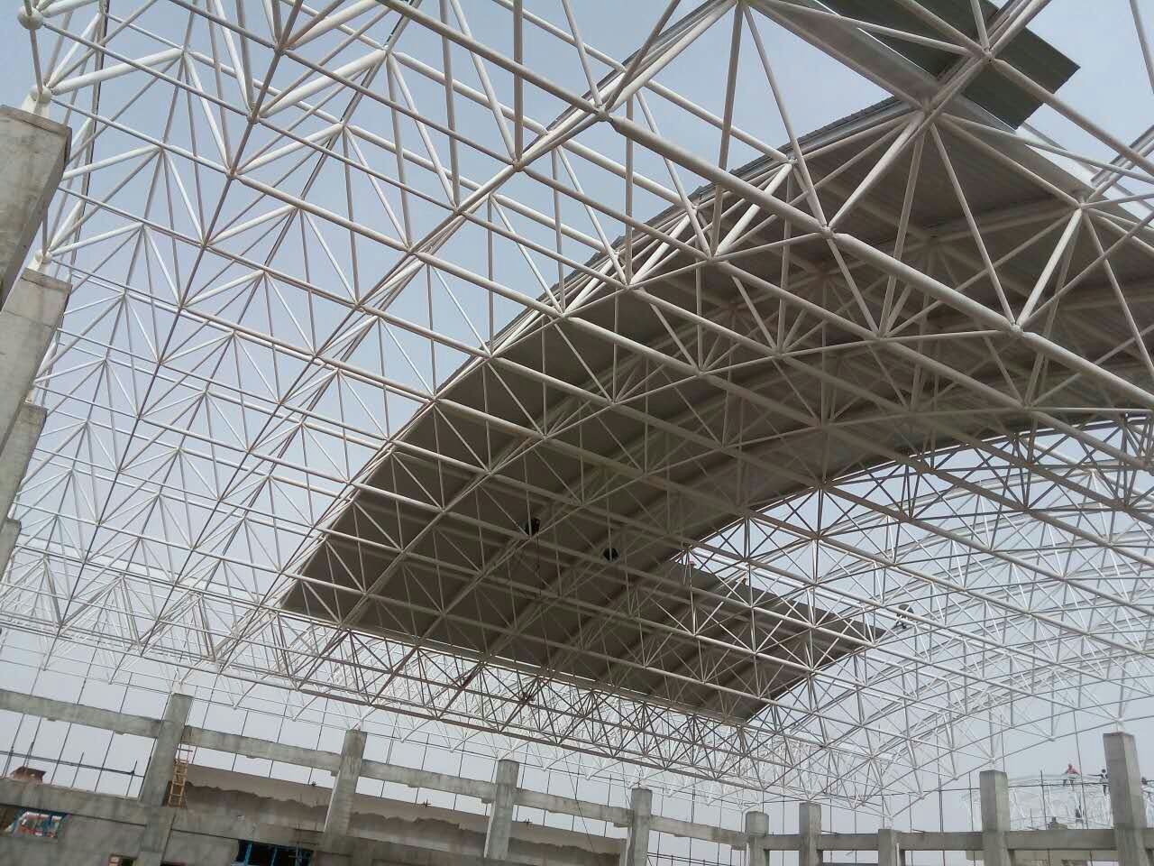 苏州青岛一汽网架